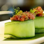 Gunkan cukinia tatar tuńczyk ładny